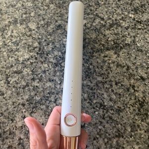 T3 Single Pass 1” Flat Iron